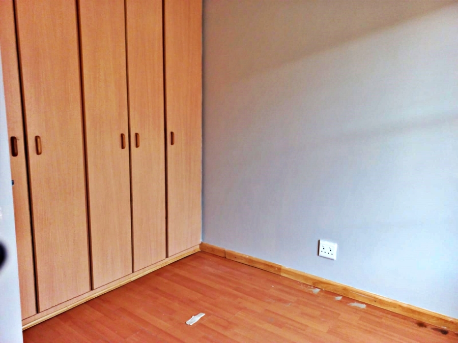 To Let 2 Bedroom Property for Rent in Langenhovenpark Free State